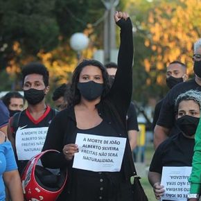Projeto de lei Aprovado no Senado prevê preconceitos racial e sexual como agravantes de&nbsp;pena