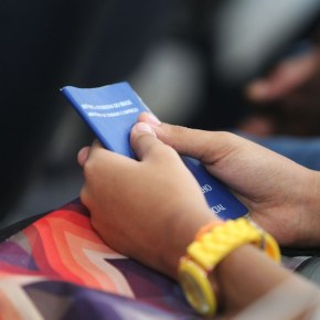 Projeto que aumenta período do seguro-desemprego tem apoio de quase totalidade dos&nbsp;internautas