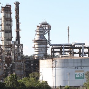 REFAP: Guedes vende maior Símbolo da Soberania Nacional em solo gaúcho, sob silêncio cúmplice de Eduardo&nbsp;Leite