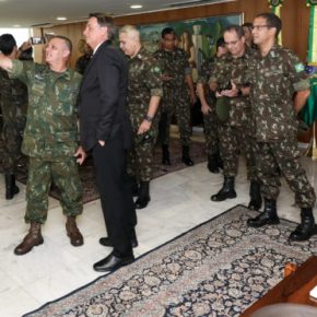 Dinheiro público bancou 700 toneladas de picanha e 80 mil cervejas para militares enquanto o povo fica sem Auxilio&nbsp;Emergencial