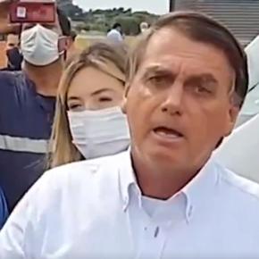 Sob o silêncio títere da elite, Bolsonaro chama governadores de “idiotas” e manda comprarem vacina…na casa da&nbsp;mãe.