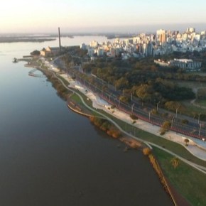 A Orla do Guaíba privatizada: Consórcio assina concessão do trecho 1 da orla do Guaíba e Parque da&nbsp;Harmonia