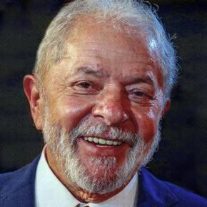 Já em Brasília, Lula discutirá com embaixador russo vacinação e Sputnik&nbsp;V