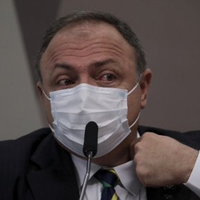 Na #CPIdaCOVID, Senador Randolfe pede “devassa” em sigilos de&nbsp;Pazuello