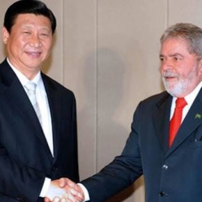Lula parabeniza Xi Jinping por apoio a quebra de patentes de vacinas contra&nbsp;Covid