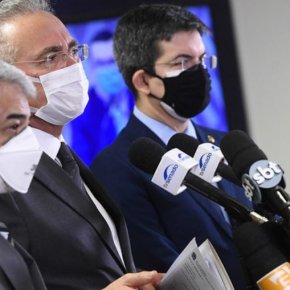 “Tem um louco na presidência que atenta contra os brasileiros”, diz&nbsp;Calheiros