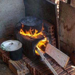 “Gás de cozinha ou comida?” O Dilema que milhões de famílias enfrentam no Brasil e por&nbsp;que?