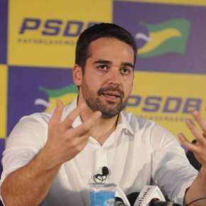 Tucanagem: Pagando o Menor Salário do Brasil, Eduardo Leite ainda desconta Vale Transporte dos Professores&nbsp;Estaduais