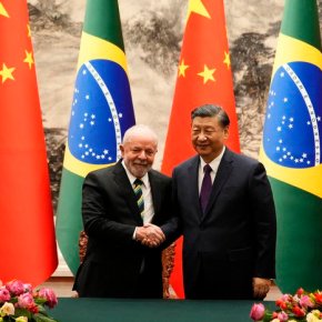 Acordos Assinados por Lula na China incluem Satélite, nanotecnologia, medicamentos, aviões e muito&nbsp;mais