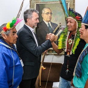 <em>C</em>ONAB <em>doa alimentos</em> adquiridos através do PAA à <em>famílias indígenas em situação de insegurança alimentar</em> do&nbsp;RS