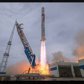 China sai na frente dos EUA e é primeiro país a lançar foguete com novo&nbsp;combustível