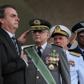 Relatório da CPI do Golpe pede indiciamento e prisão para Bolsonaro e 8 Generais. Veja a&nbsp;lista:
