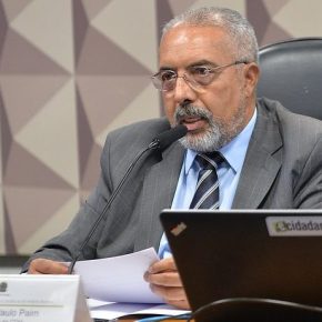 Paim apresenta projeto que prevê licença-paternidade de pelo menos 60&nbsp;dias
