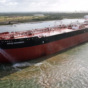 Com Lula, TRANSPETRO volta a construir navios no&nbsp;Brasil