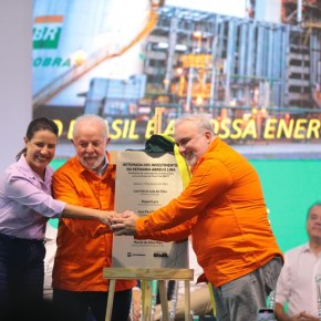 O Petróleo é Nosso: Com Refinaria Abreu e Lima, Brasil produzirá aqui o Diesel que hoje ainda tem que&nbsp;importar