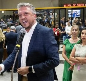 Vereador Bolsonarista parte pra briga depois de perder duas no mesmo dia na Câmara de Porto&nbsp;Alegre