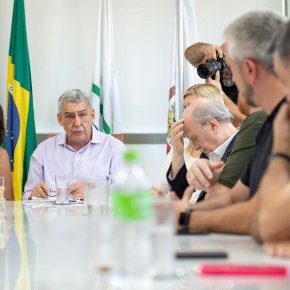 Aí tem!! Por que mesmo tendo maioria, Melo manda Câmara aprovar dezenas de Projetos importantes sem debate em&nbsp;Plenário?