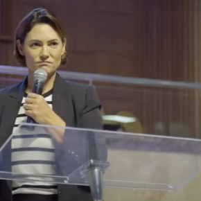 Sobre Justiça, Fé, estado laico e a perigosa afirmação de Michelle&nbsp;Bolsonaro