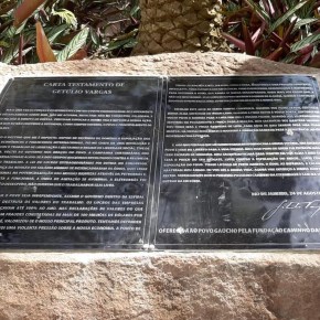 Reatando o Fio da História: Juliana Brizola e Edegar Pretto fazem Ato junto a Carta Testamento de Getúlio&nbsp;Vargas
